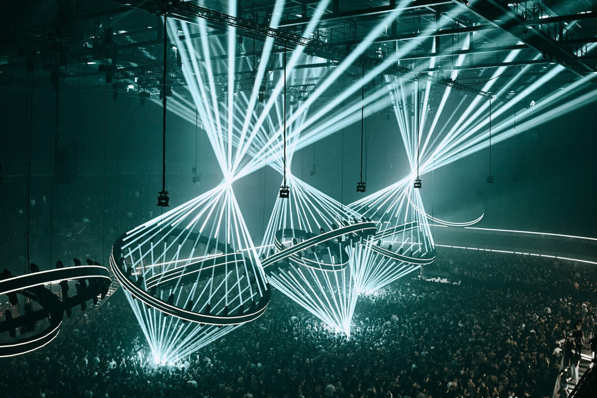 nieuwjaarsbanner CM Motion that moves the crowd: Tiësto Prismatic Live Mexico City
